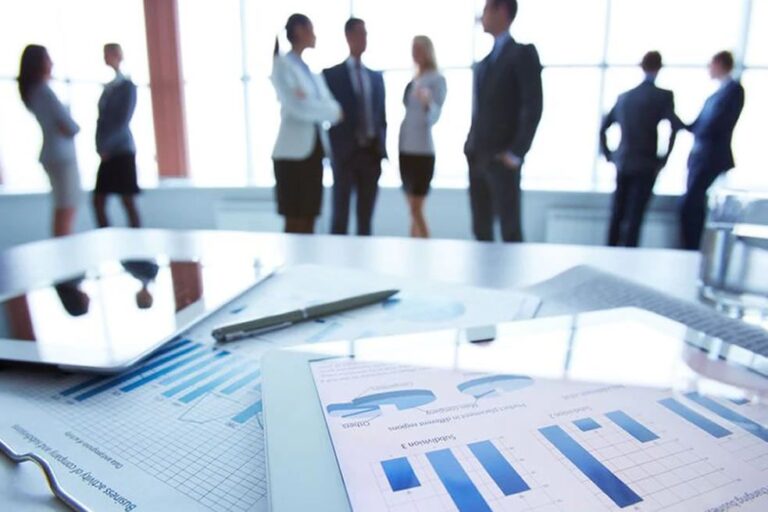Brecha salarial entre hombres y mujeres asciende a S/ 572