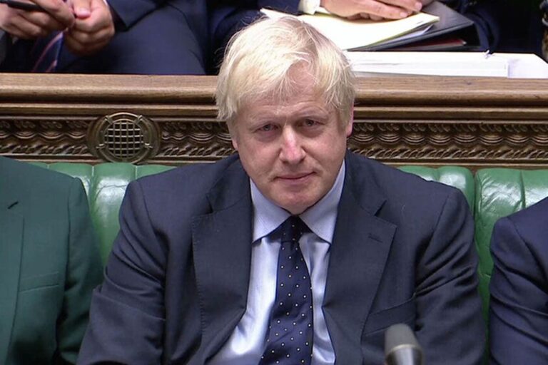 Boris Johnson enfrenta rebelión parlamentaria por el Brexit
