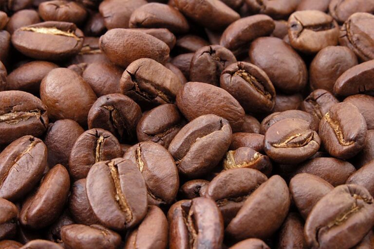 Café: precios internacionales alcanzaron mínimos de 15 meses