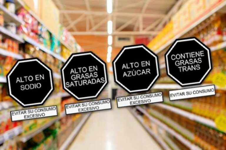Amplían plazo para el uso de stickers con octógonos en empaques de alimentos importados