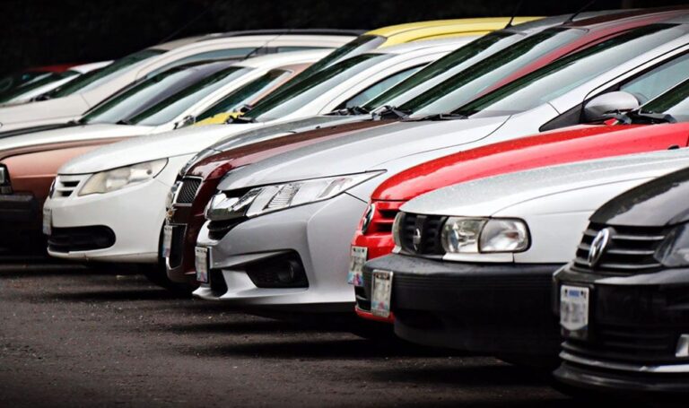 Conozca los países con mayor y menor número de autos por conductor