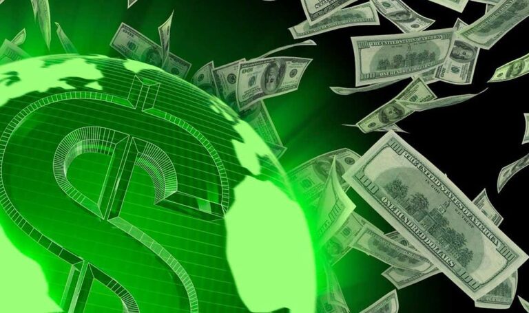 Baja el costo de transferencia de dinero entre países