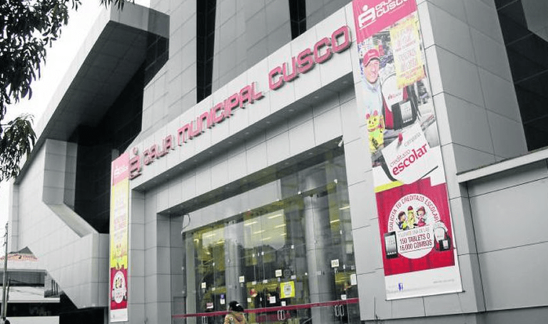 Caja Cusco será la primera microfinanciera en brindar tarjetas de crédito