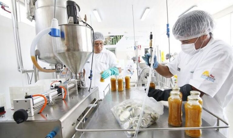 El crédito al sector privado creció 14,4% en agosto 2020