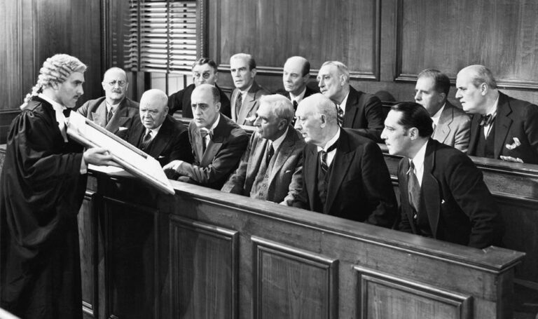 JUSTICIA COMO EN LAS PELÍCULAS