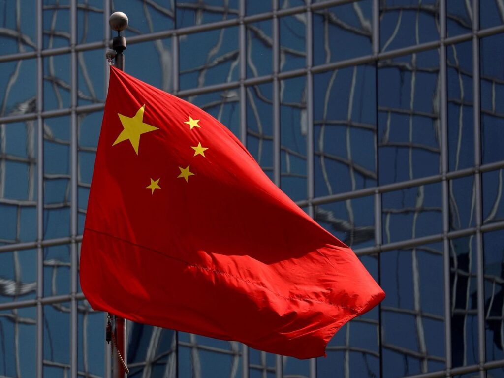 China: actividad privada alcanzó su nivel más bajo en 20 meses