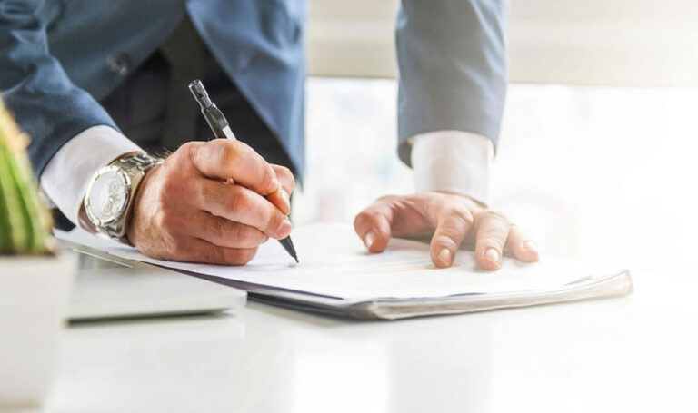 Varias áreas empresariales tendrán más de una decena de cambios regulatorios en 2024