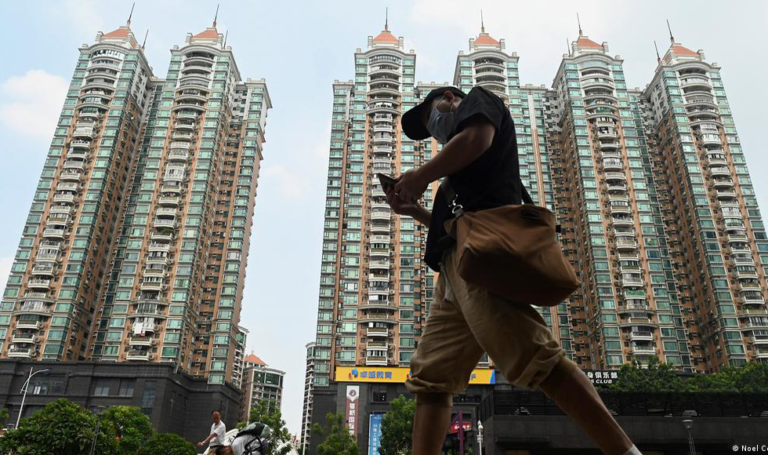 Precios de viviendas en China caen por tercer mes consecutivo en septiembre