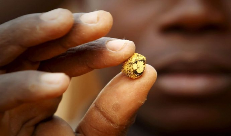 Cotización del oro rompe racha negativa aguardando dato de inflación de EEUU