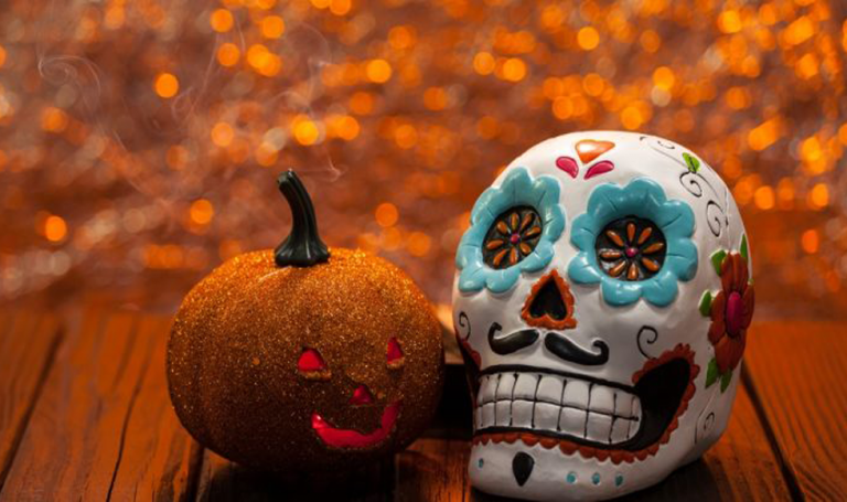 “Halloween” gana peso en México en desmedro del “Día de Muertos”