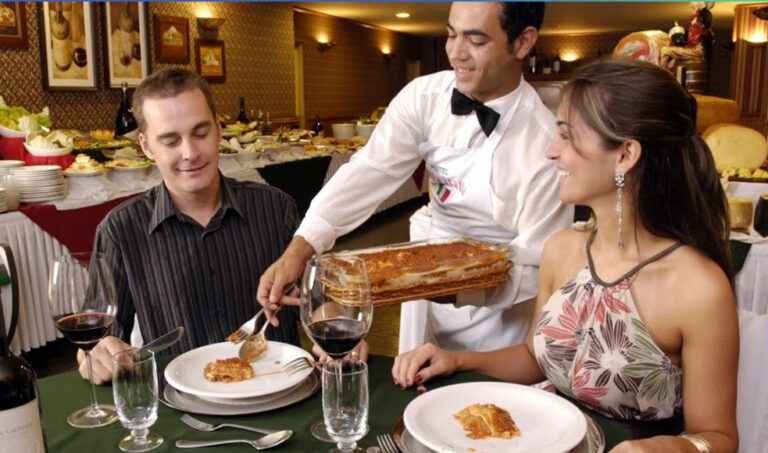 Sector de servicios de restaurantes creció de forma significativa en marzo