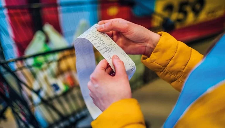 EEUU: confianza del consumidor alcanzó su nivel más alto en cuatro meses