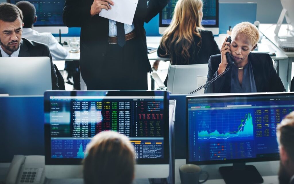 Confianza de los inversores alemanes se desploma a mínimos de siete meses